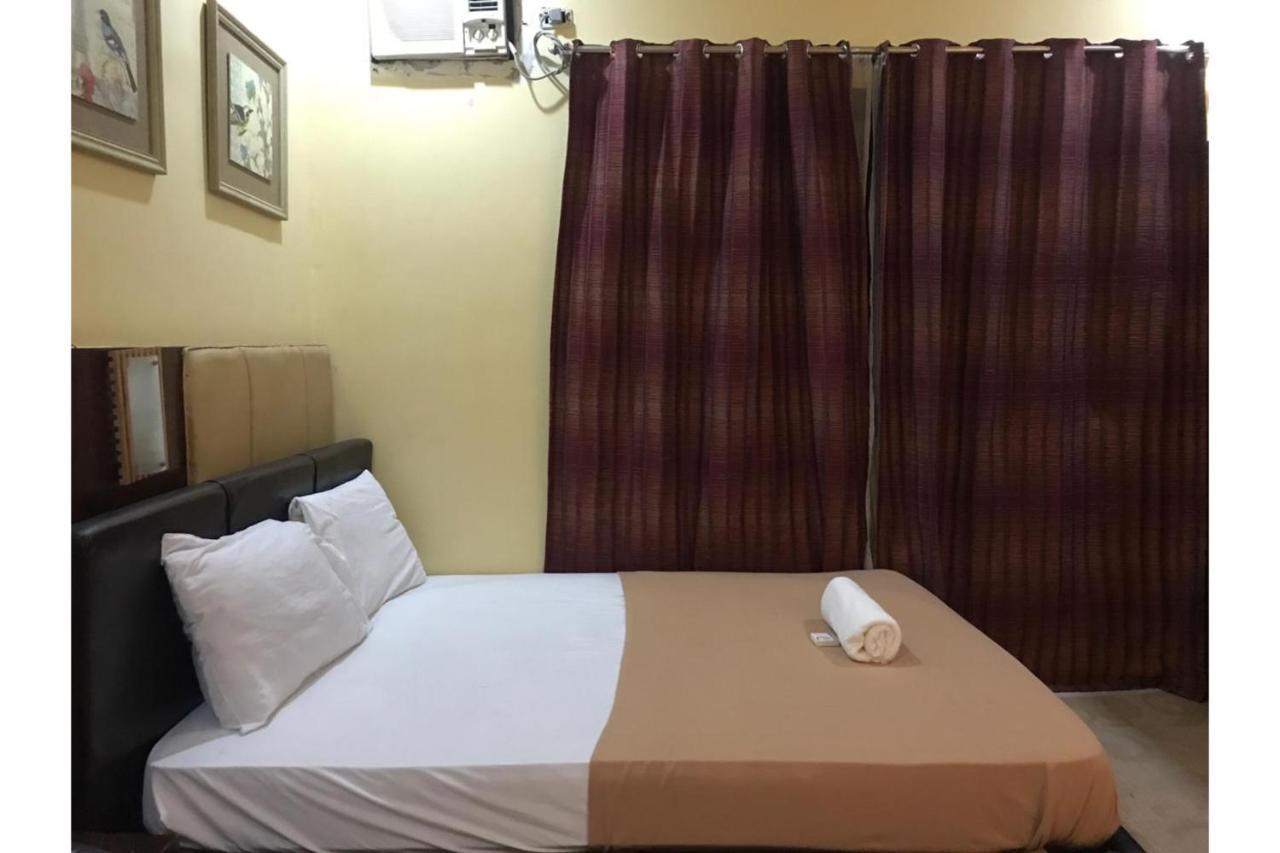 Oyo 762 Laurien Hotel Batangas Ngoại thất bức ảnh